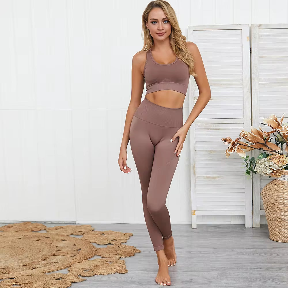 Elevate Your Workout: 2-Piece Seamless Hyperflex Women's Athletic Set - Long Sleeve Crop Top & High Waist Leggings