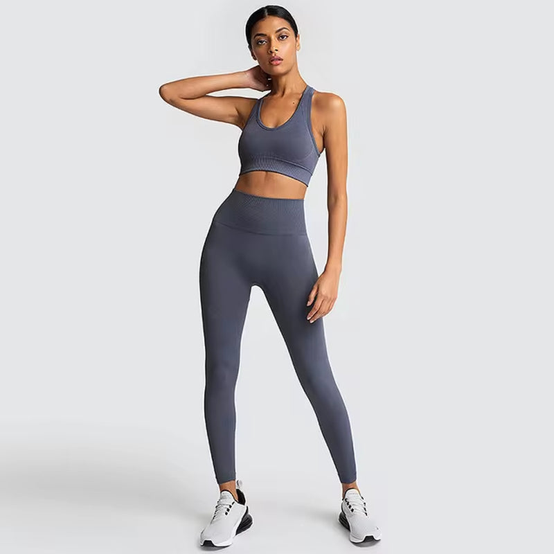 Elevate Your Workout: 2-Piece Seamless Hyperflex Women's Athletic Set - Long Sleeve Crop Top & High Waist Leggings